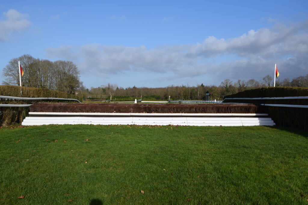 All our equipment is made for horses. It is robust and easy to maintain. Also note our running rails are also white ;)